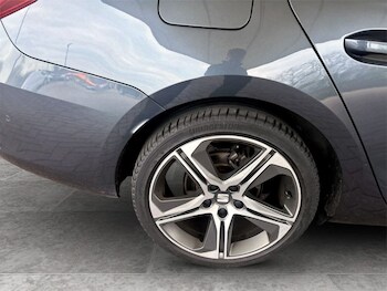 Used SEAT Leon 2021 for sale - 78056358: Photo