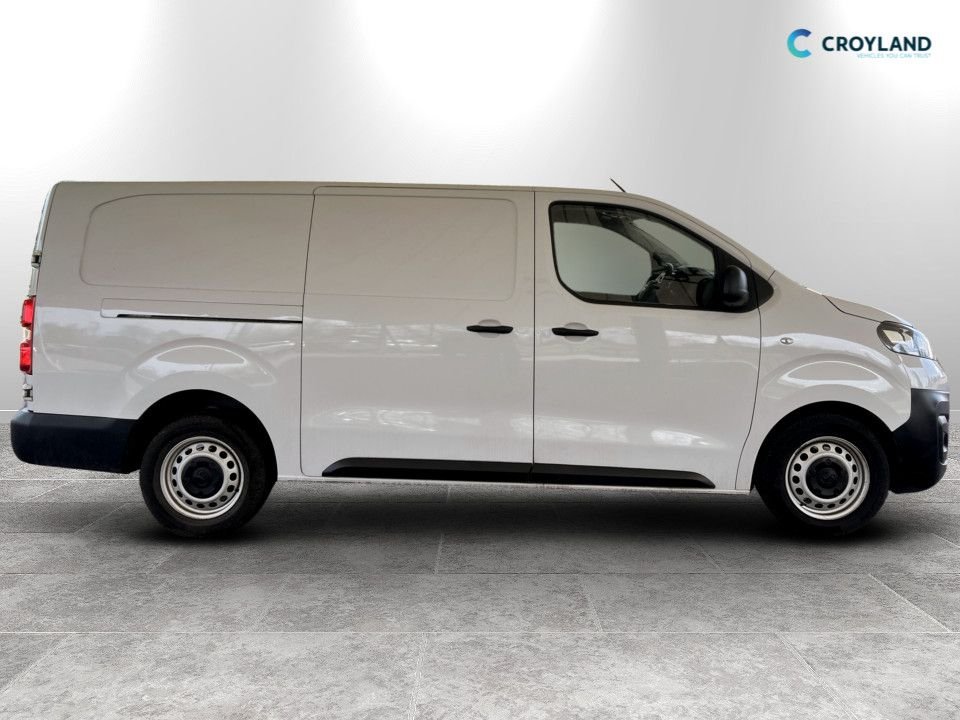 Used Vauxhall Vivaro 2023 for sale - 78102844: Photo 2