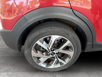 Used Kia Stonic 2021 for sale - 79009397: Photo