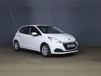 Used Peugeot 208 2015 for sale - 78431286: Photo