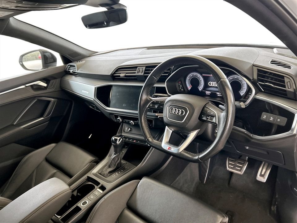 Used Audi Q3 2020 for sale - 77258352: Photo 12