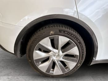 Used Tesla Model Y 2023 for sale - 79680230: Photo