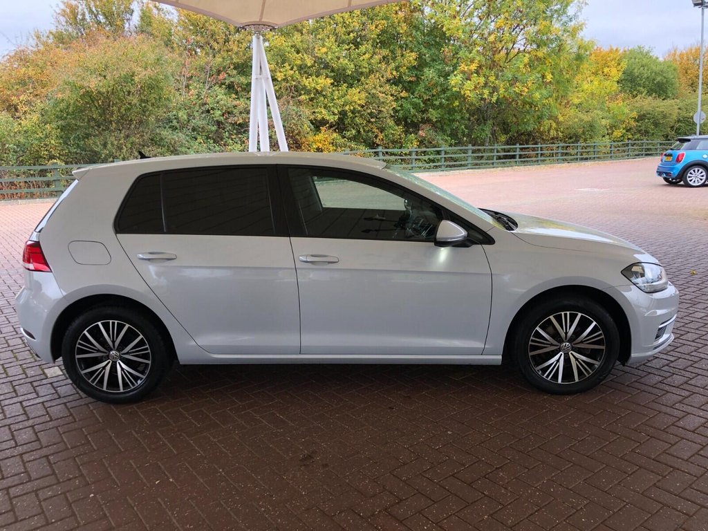 Used Volkswagen Golf 2018 for sale - 77258298: Photo 23