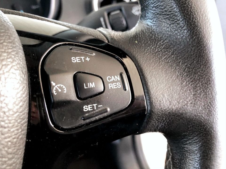 Used Ford Ka+ 2017 for sale - 77258264: Photo 14