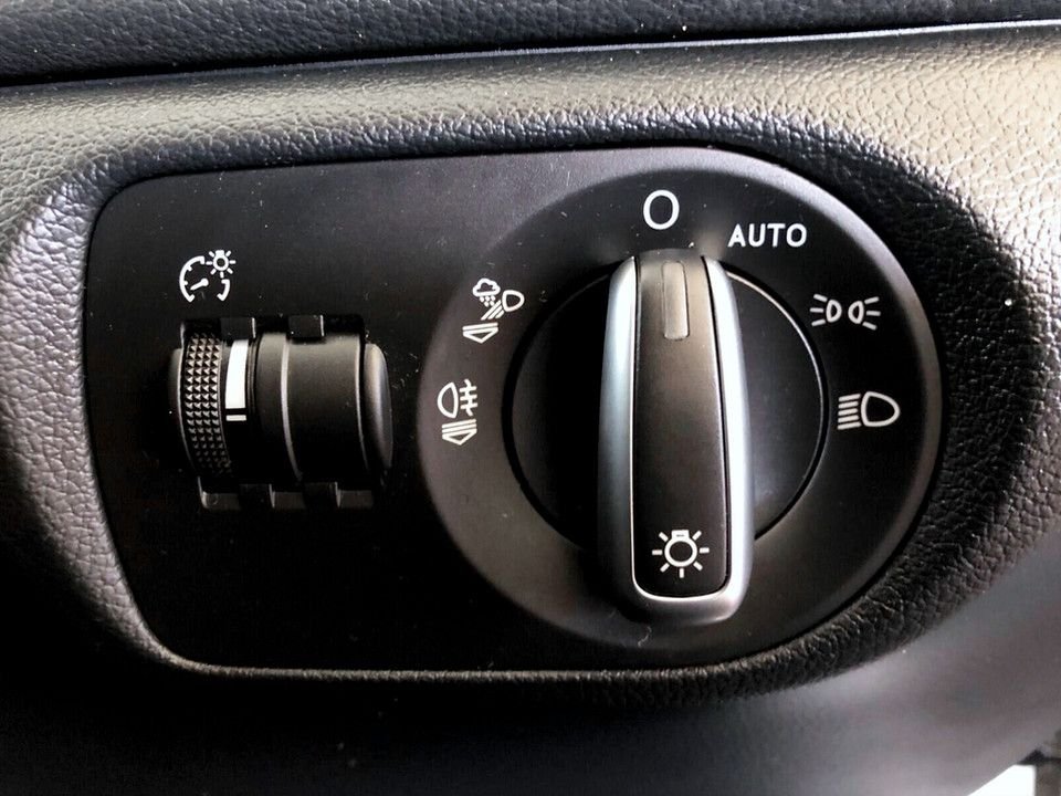 Used Audi Q3 2018 for sale - 77258266: Photo 15