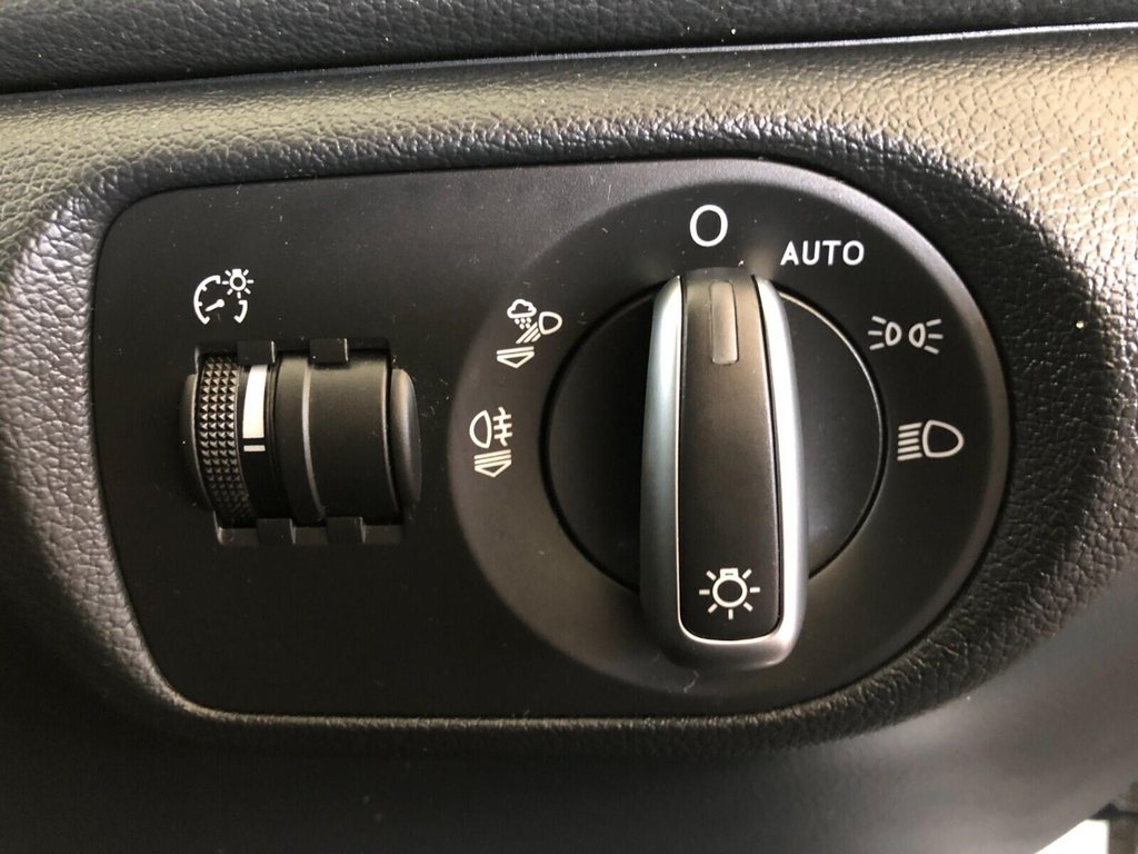 Used Audi Q3 2018 for sale - 77258266: Photo 44