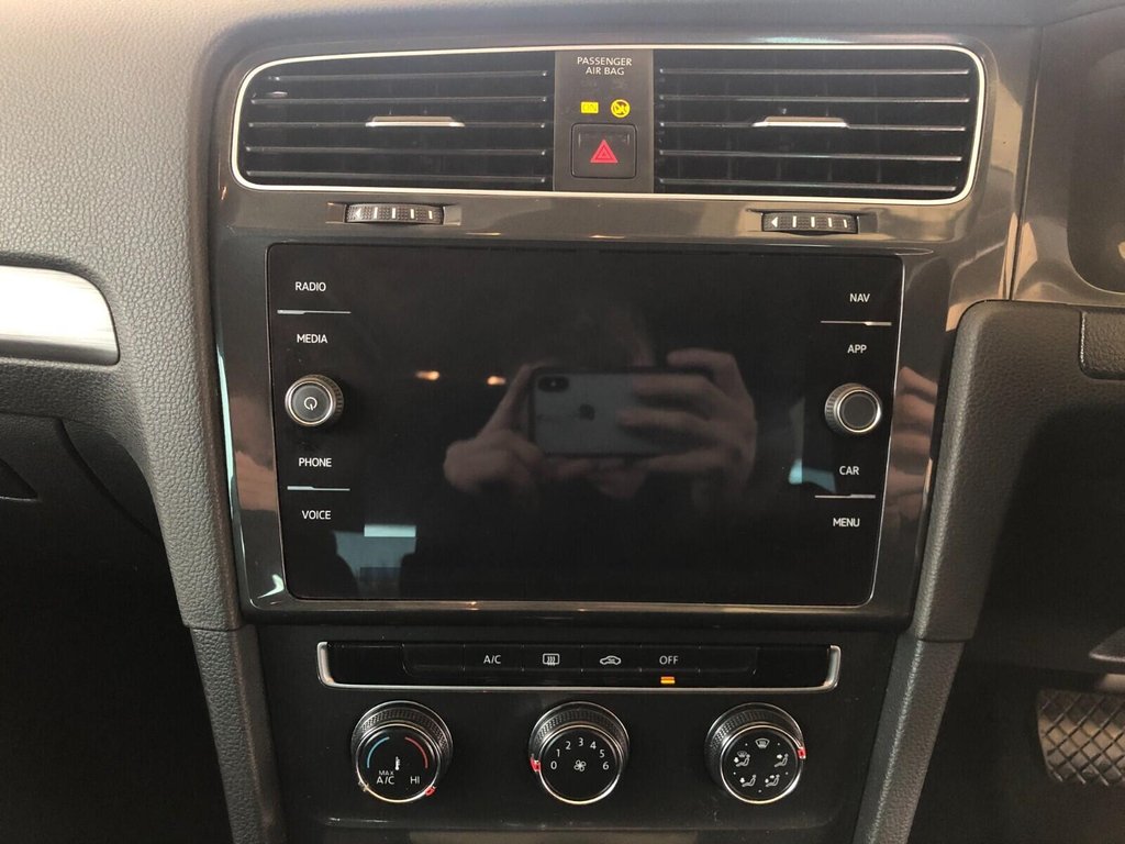 Used Volkswagen Golf 2019 for sale - 77258314: Photo 28