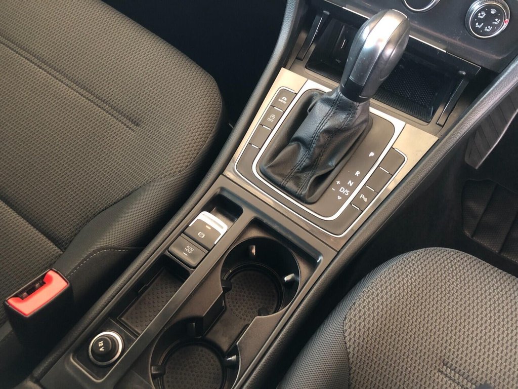 Used Volkswagen Golf 2019 for sale - 77258314: Photo 29