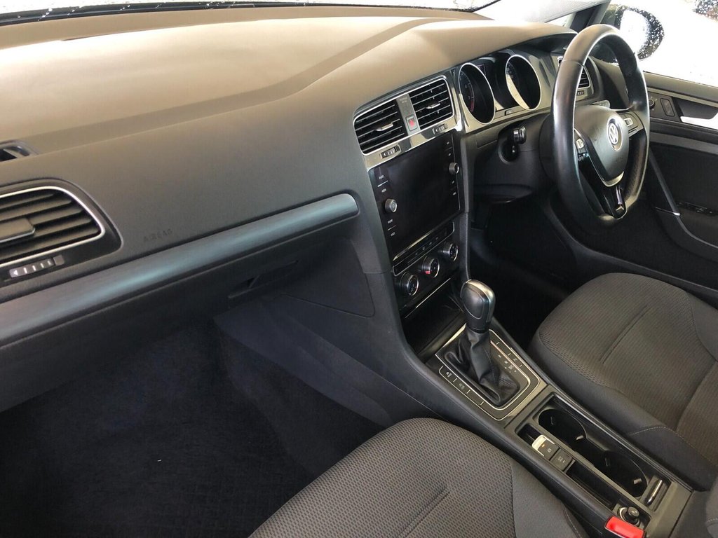 Used Volkswagen Golf 2019 for sale - 77258314: Photo 31