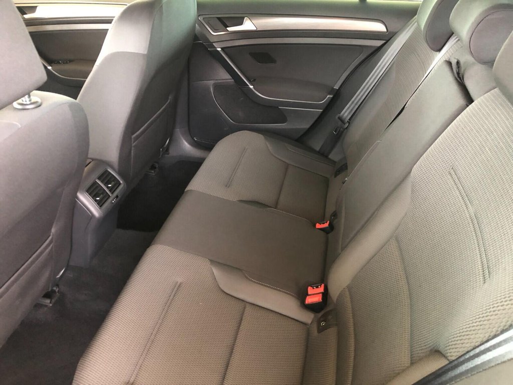 Used Volkswagen Golf 2019 for sale - 77258314: Photo 32