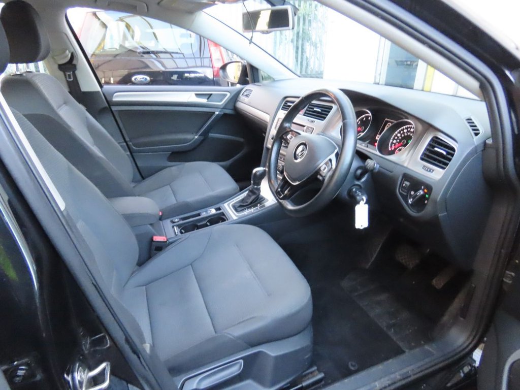 Used Volkswagen Golf 2013 for sale - 77647920: Photo 3