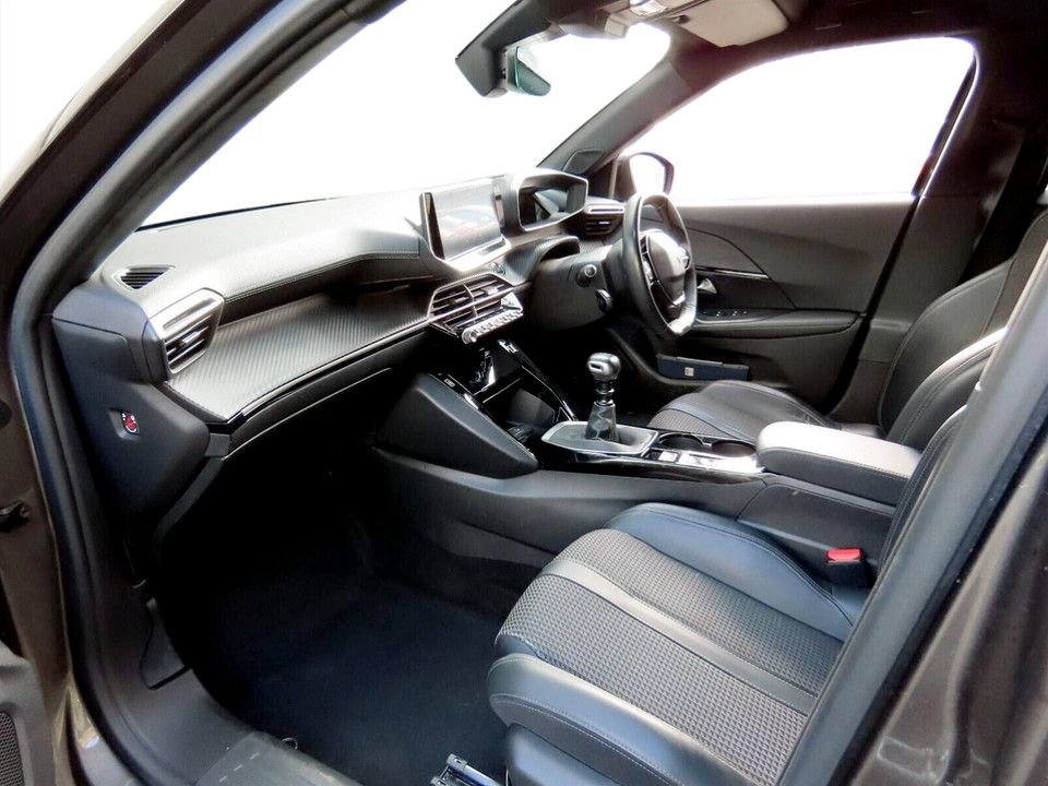 Used Peugeot 2008 2021 for sale - 77258273: Photo 3