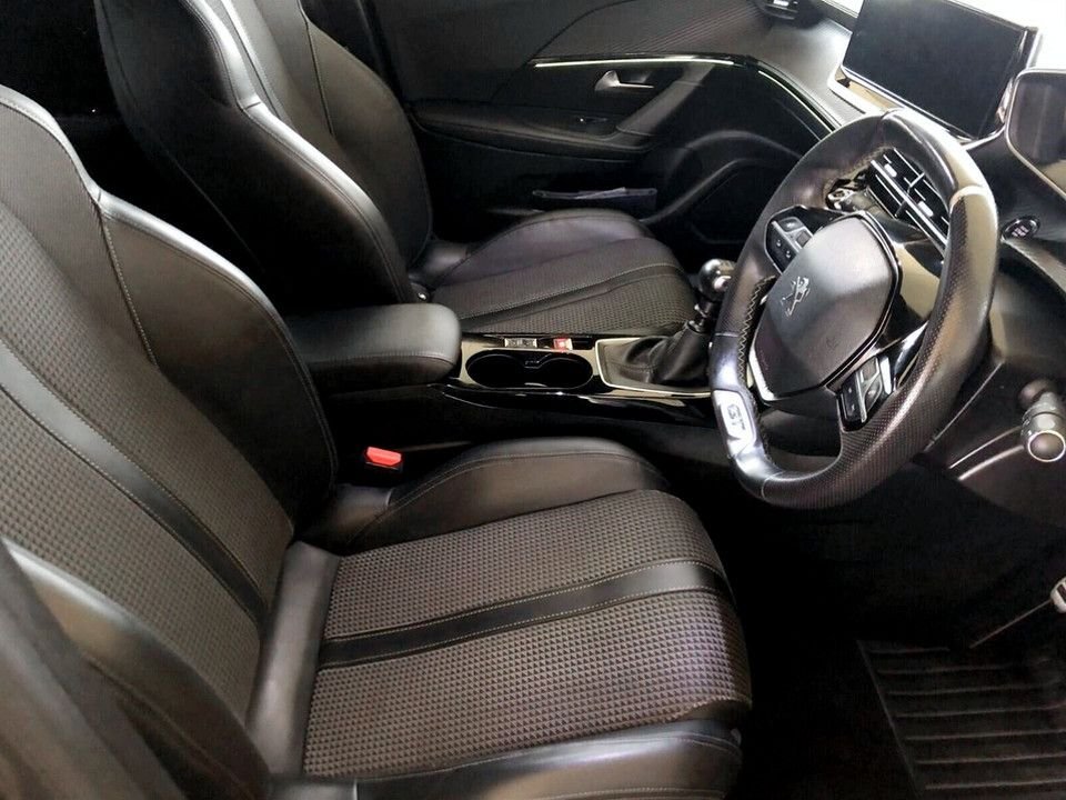 Used Peugeot 2008 2021 for sale - 77258273: Photo 9