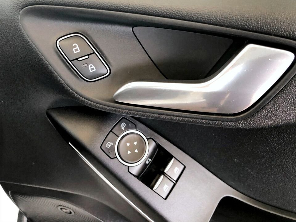 Used Ford Fiesta 2018 for sale - 77258168: Photo 13