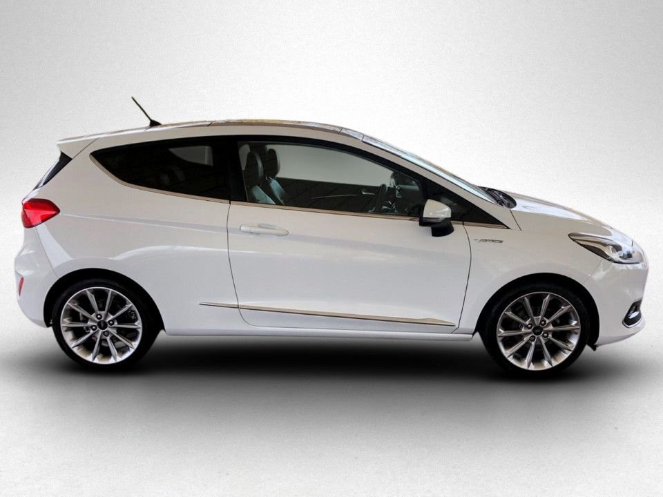 Used Ford Fiesta 2018 for sale - 77258168: Photo 2