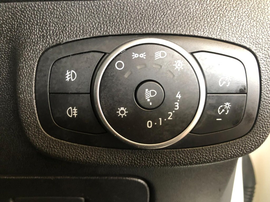 Used Ford Fiesta 2018 for sale - 77258168: Photo 32