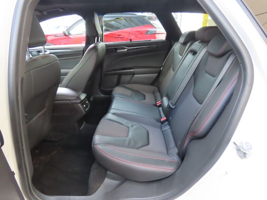 Used Ford Mondeo 2018 for sale - 77725897: Photo 4