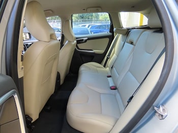 Used Volvo XC60 2015 for sale - 79598718: Photo