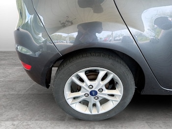 Used Ford Fiesta 2016 for sale - 78227403: Photo