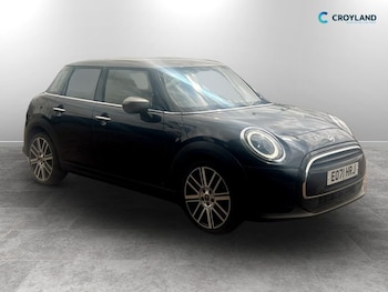 Used MINI Hatch 2021 for sale - 79014042: Photo