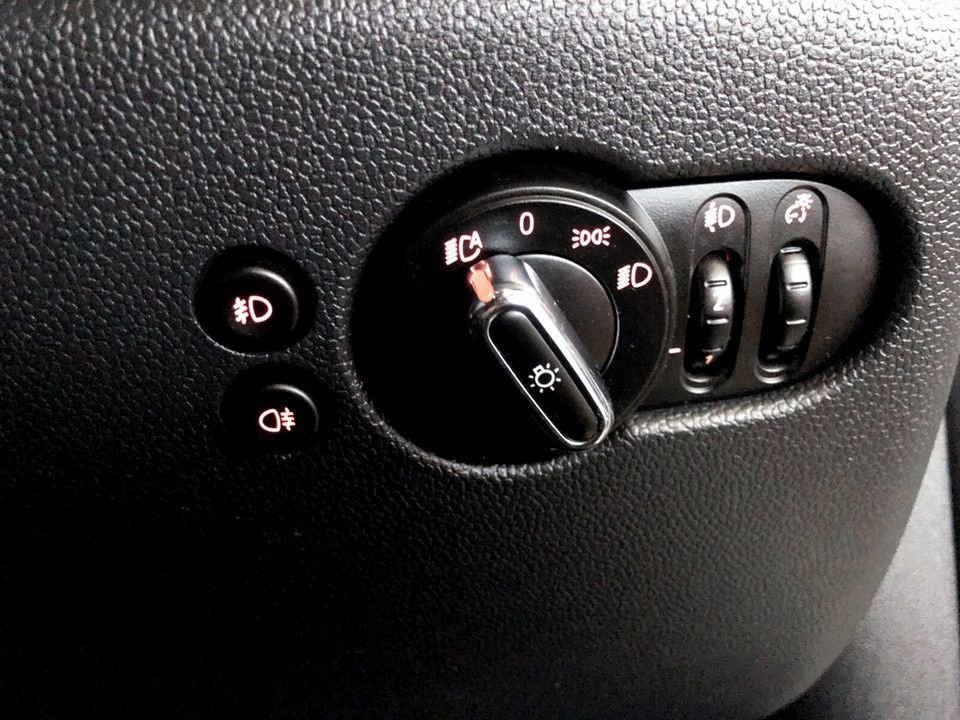 Used MINI Hatch 2019 for sale - 77258299: Photo 10