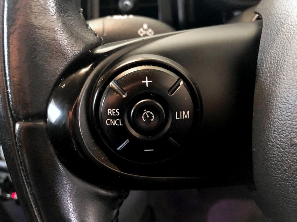 Used MINI Hatch 2019 for sale - 77258299: Photo 12