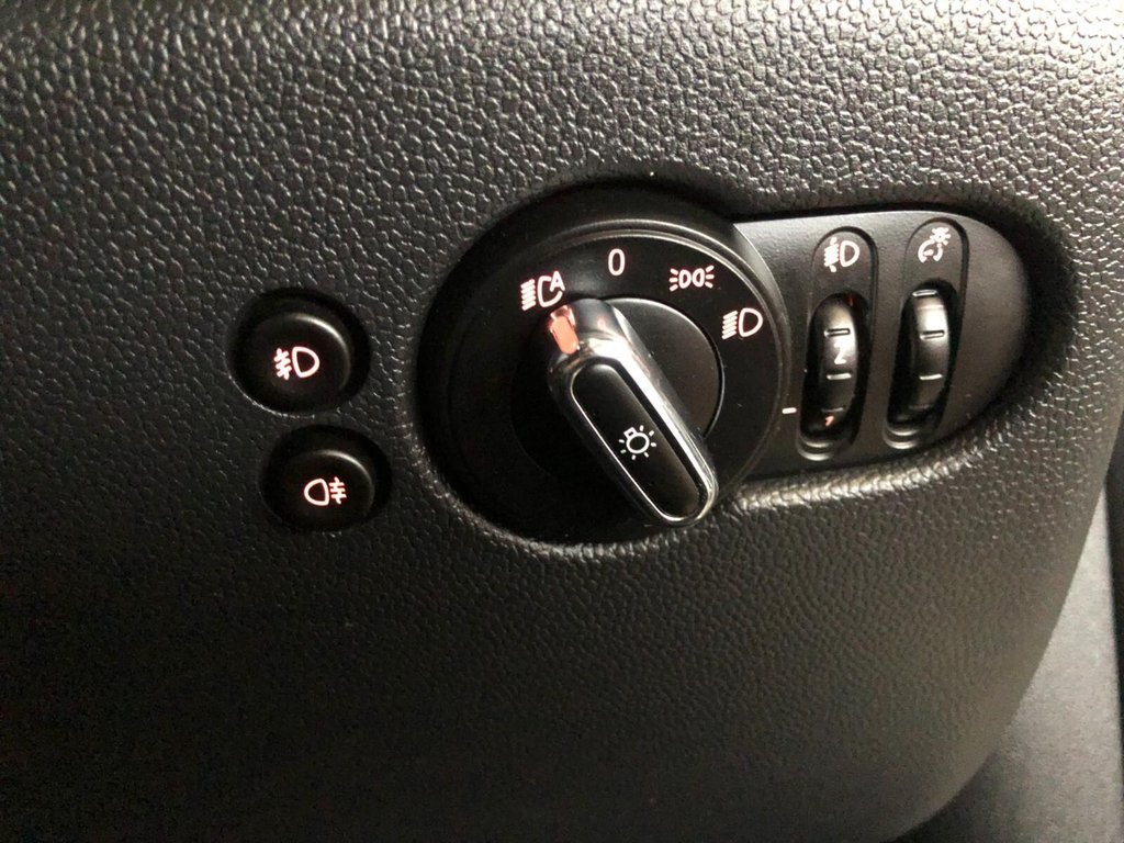 Used MINI Hatch 2019 for sale - 77258299: Photo 36