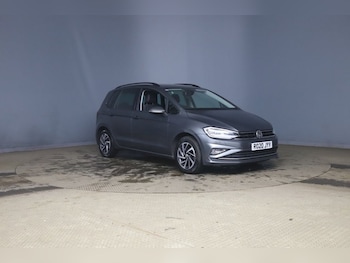 Used Volkswagen Golf SV 2020 for sale - 77725889: Photo