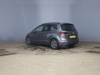 Used Volkswagen Golf SV 2020 for sale - 77725889: Photo