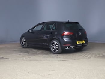 Used Volkswagen Golf 2019 for sale - 79752092: Photo
