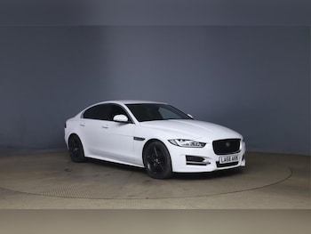 Used Jaguar XE 2017 for sale - 78299537: Photo
