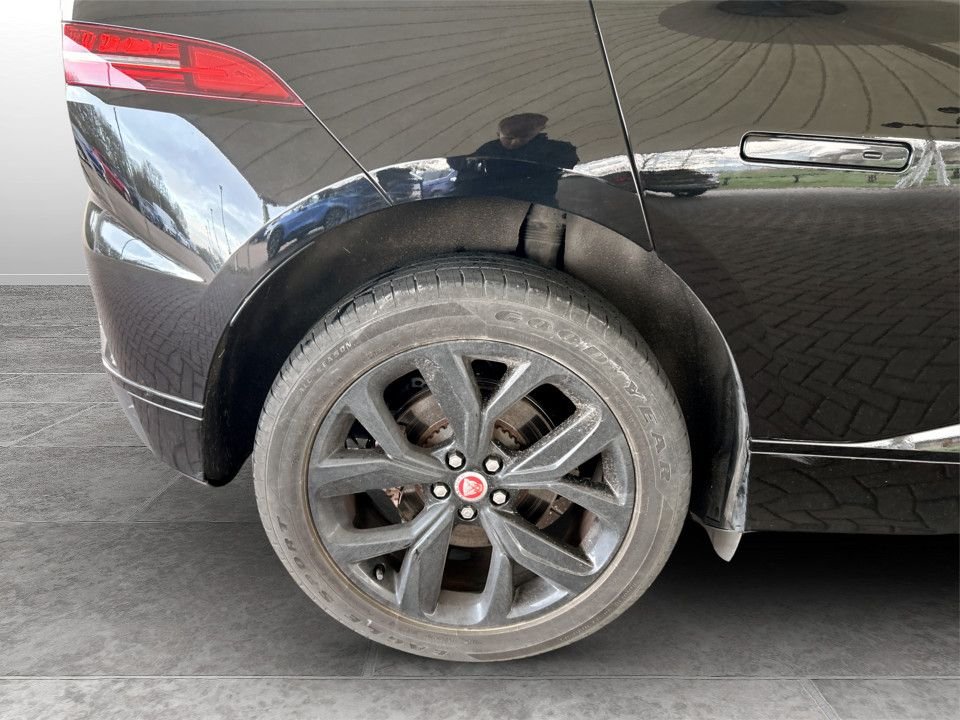 Used Jaguar I-Pace 2023 for sale - 77534629: Photo 4