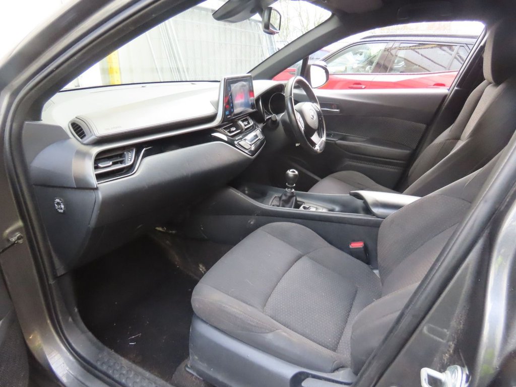 Used Toyota C-HR 2019 for sale - 77563807: Photo 5