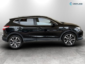 Used Nissan Qashqai 2017 for sale - 79142155: Photo
