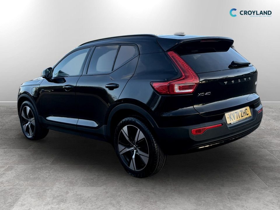 Used Volvo XC40 2021 for sale - 77355852: Photo 5