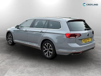 Used Volkswagen Passat 2022 for sale - 79680235: Photo