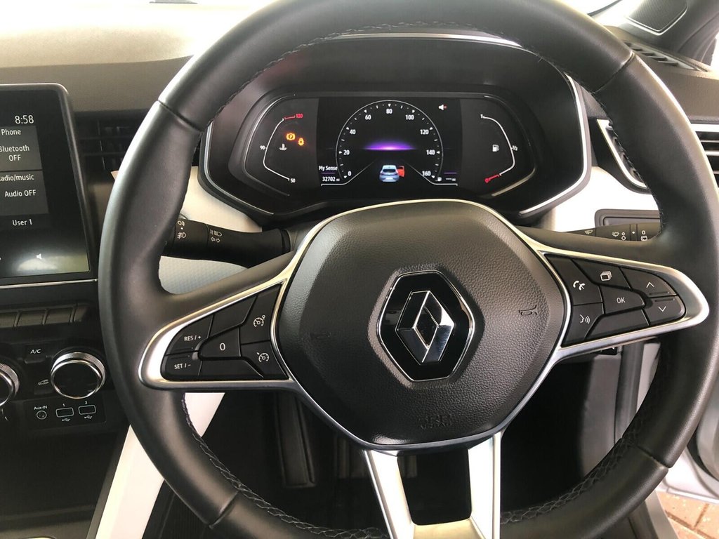 Used Renault Clio 2021 for sale - 77258195: Photo 32