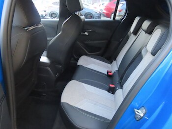 Used Peugeot E-208 2021 for sale - 77397336: Photo