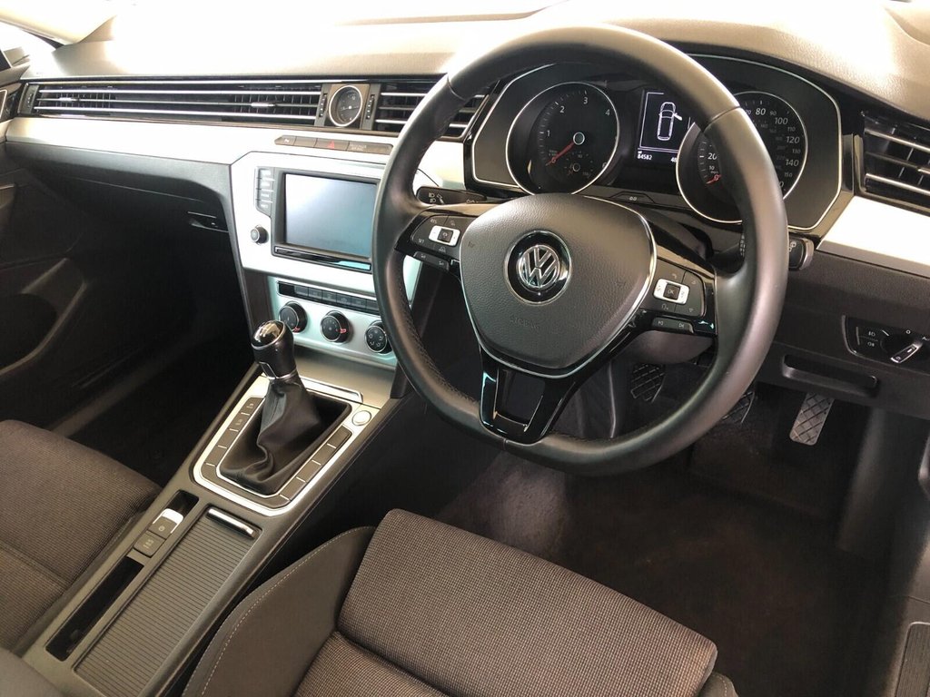 Used Volkswagen Passat 2015 for sale - 77341354: Photo 15