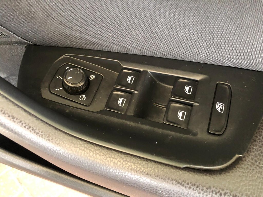 Used Volkswagen Passat 2015 for sale - 77341354: Photo 16