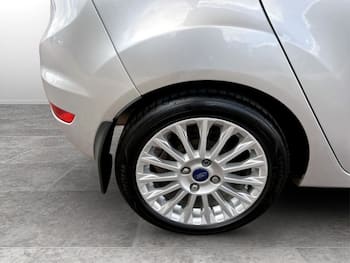 Used Ford Fiesta 2015 for sale - 79599216: Photo