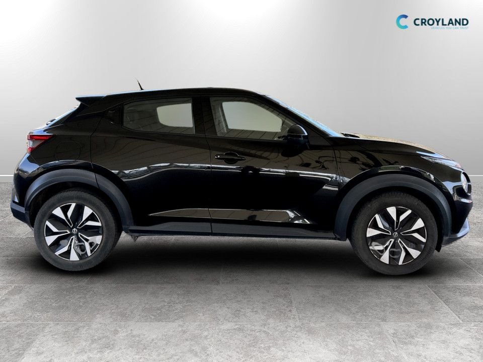 Used Nissan Juke 2022 for sale - 77666637: Photo 2