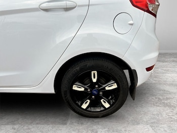 Used Ford Fiesta 2016 for sale - 79089757: Photo