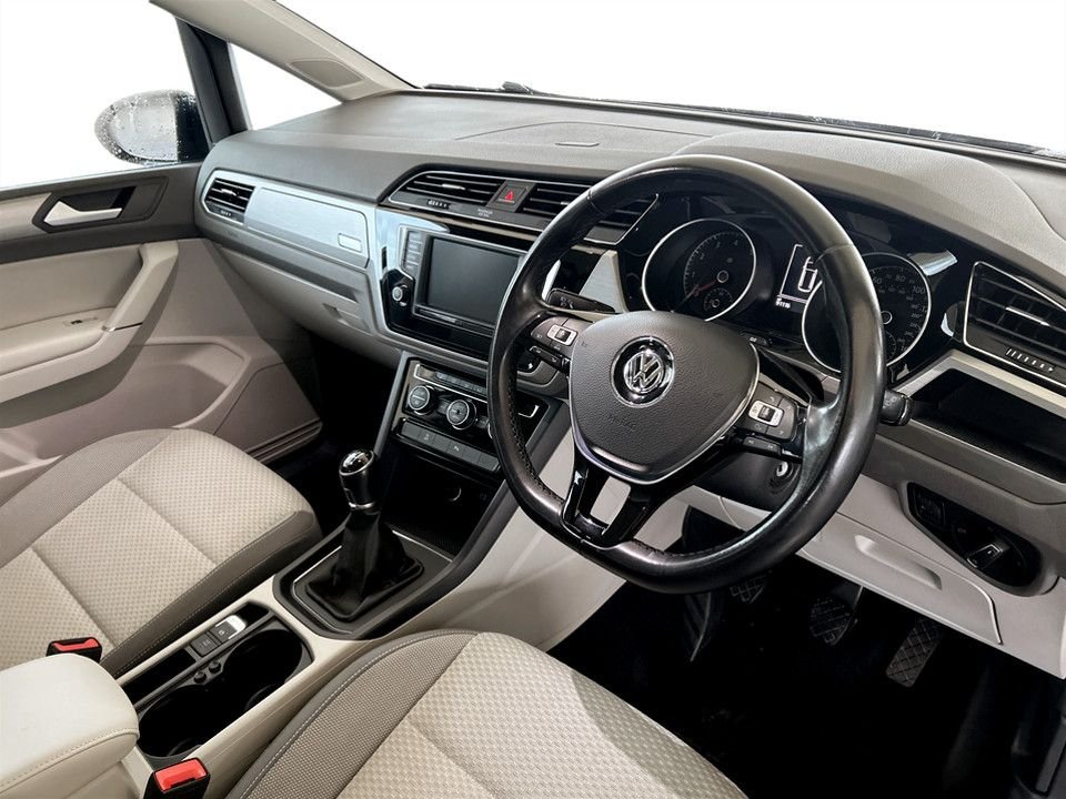 Used Volkswagen Touran 2017 for sale - 77571790: Photo 12