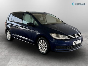 Used Volkswagen Touran 2017 for sale - 77571790: Photo