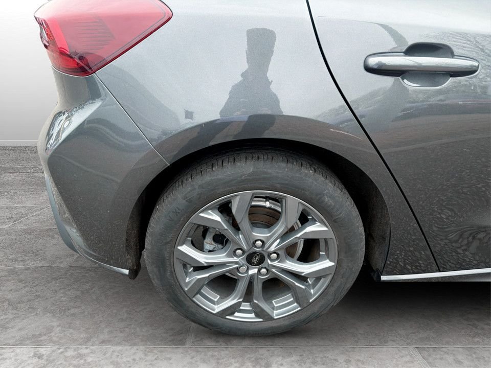 Used Ford Focus 2023 for sale - 78096602: Photo 4