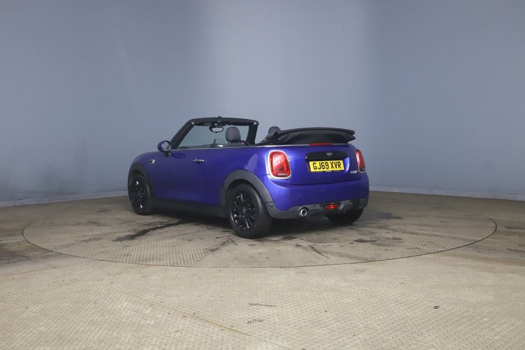 Used MINI Convertible 2019 for sale - 77614189: Photo 2