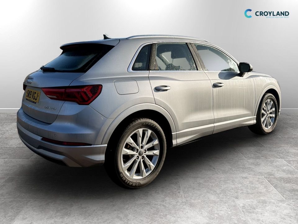 Used Audi Q3 2019 for sale - 77936077: Photo 3