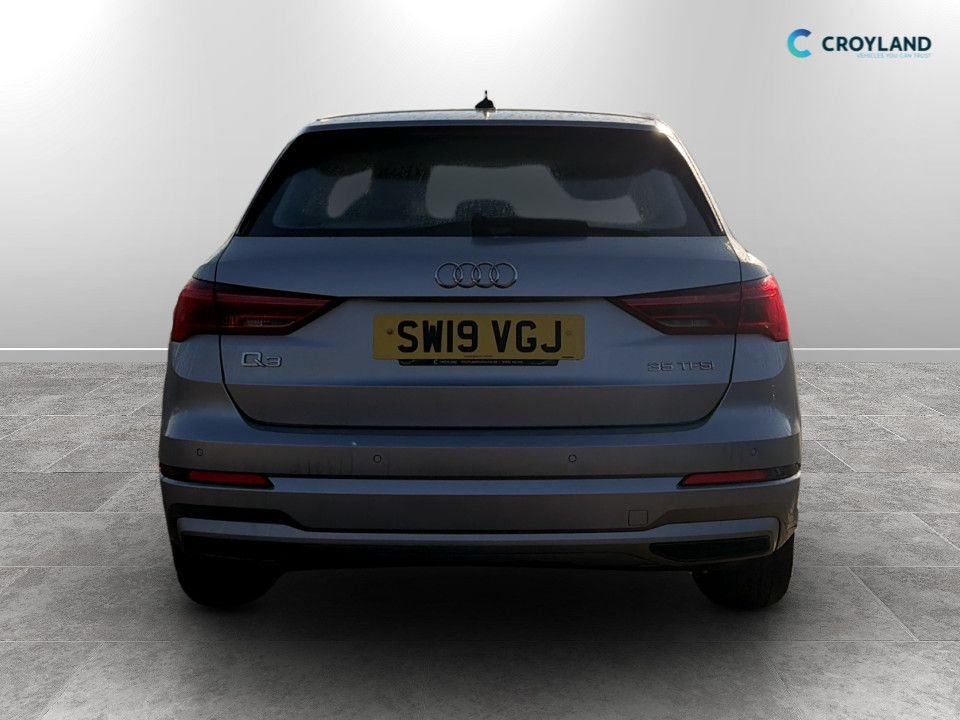 Used Audi Q3 2019 for sale - 77936077: Photo 4