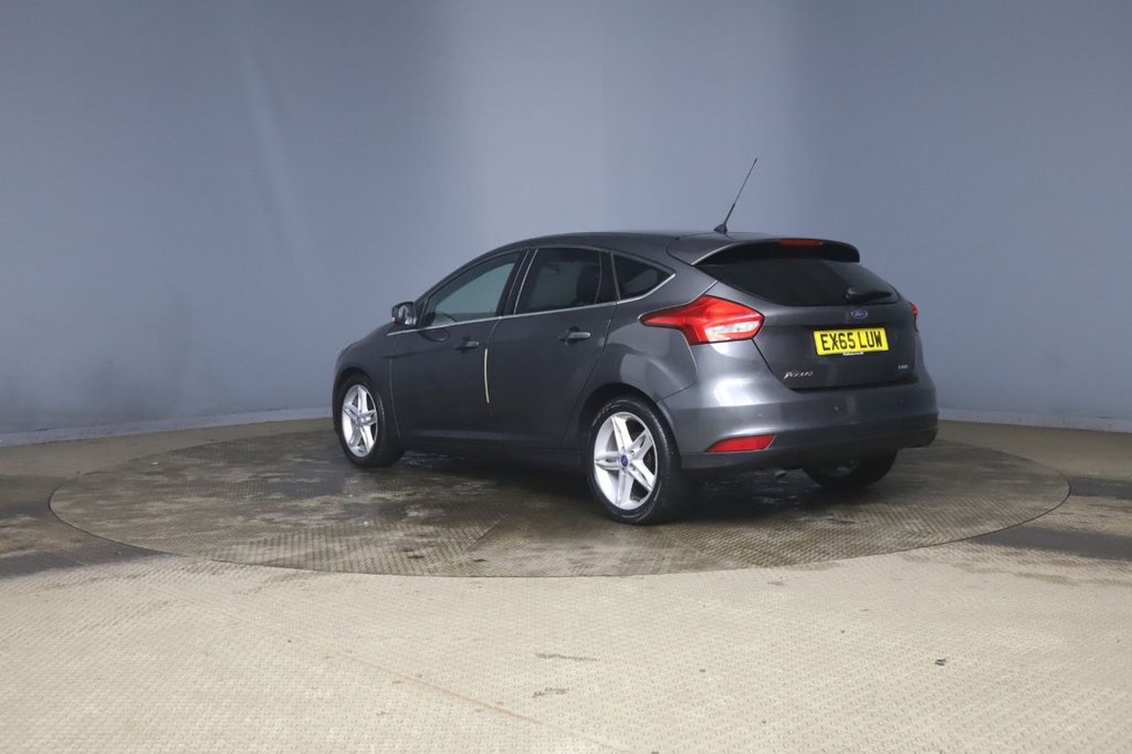 Used Ford Focus 2015 for sale - 77280708: Photo 2